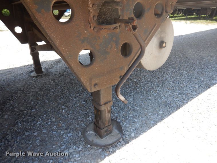 image for item DP5631 2003 Utility  refrigerated van trailer