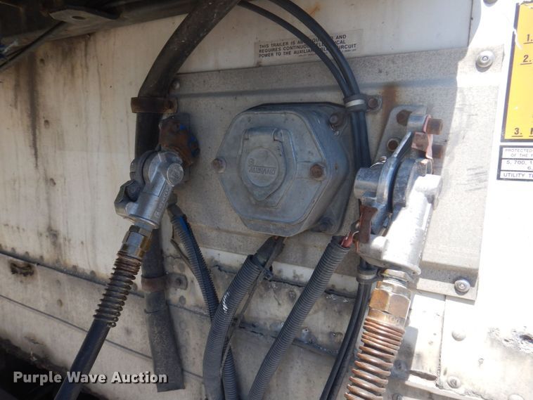 image for item DP5631 2003 Utility  refrigerated van trailer