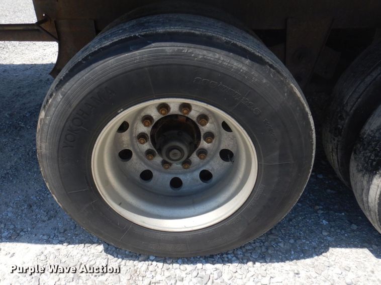 image for item DP5631 2003 Utility  refrigerated van trailer