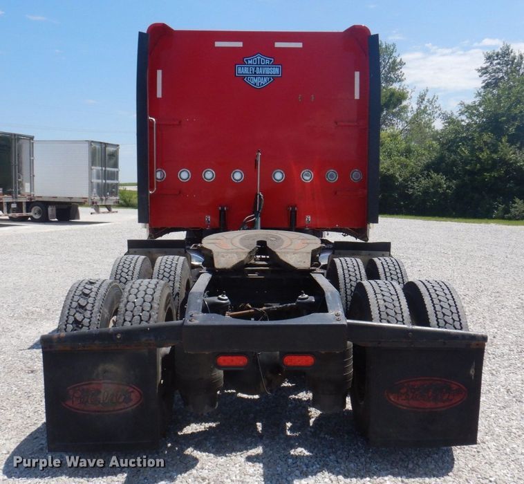 image for item DP5637 2012 Peterbilt 386  semi truck