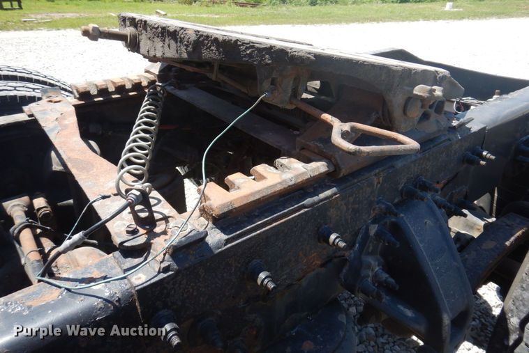 image for item DP5637 2012 Peterbilt 386  semi truck