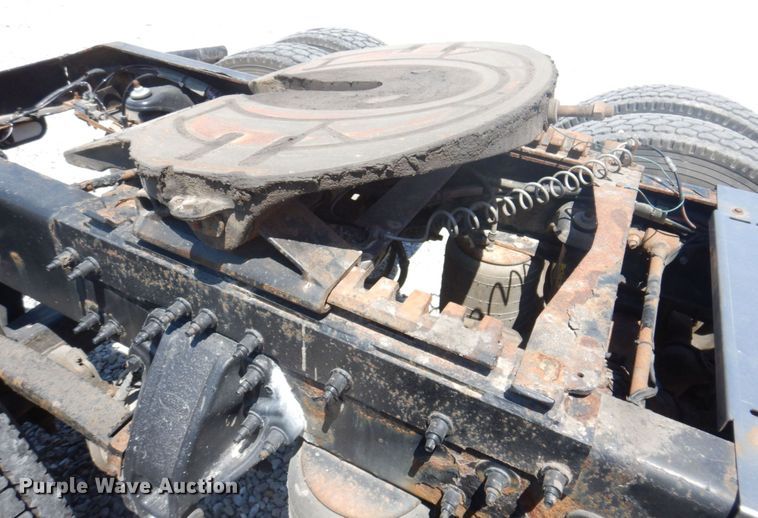 image for item DP5637 2012 Peterbilt 386  semi truck