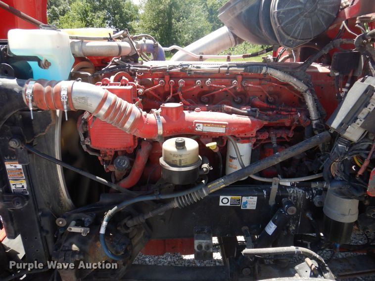 image for item DP5637 2012 Peterbilt 386  semi truck