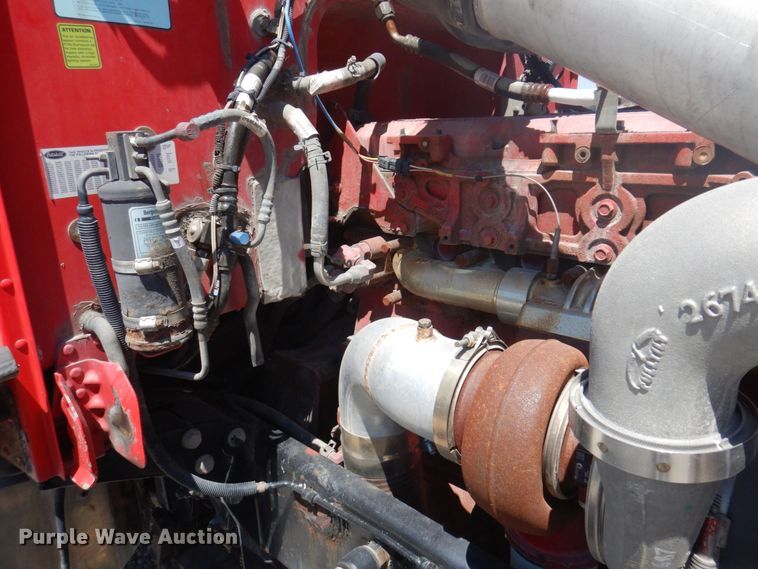 image for item DP5637 2012 Peterbilt 386  semi truck