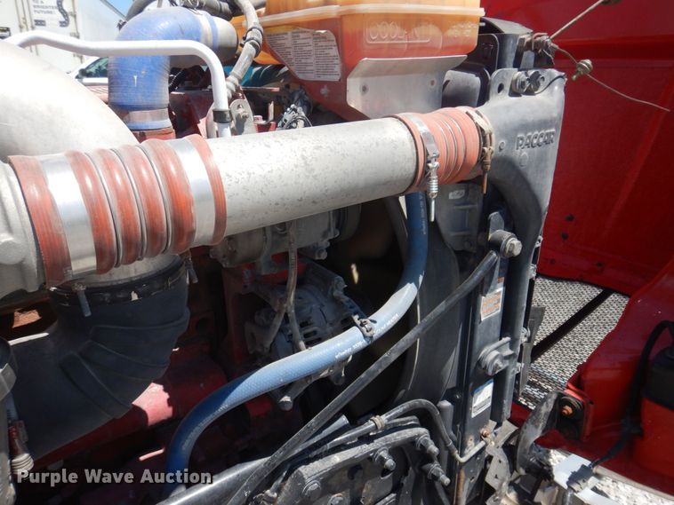 image for item DP5637 2012 Peterbilt 386  semi truck