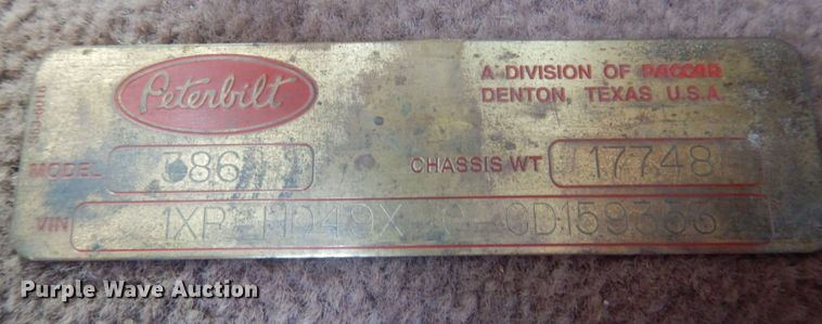 image for item DP5637 2012 Peterbilt 386  semi truck