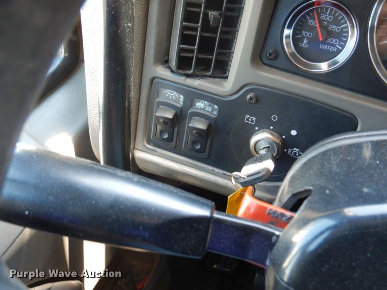 image for item DP5638 2009 Kenworth T2000  semi truck