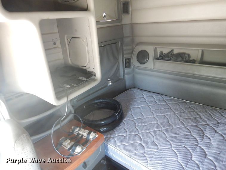 image for item DP5638 2009 Kenworth T2000  semi truck