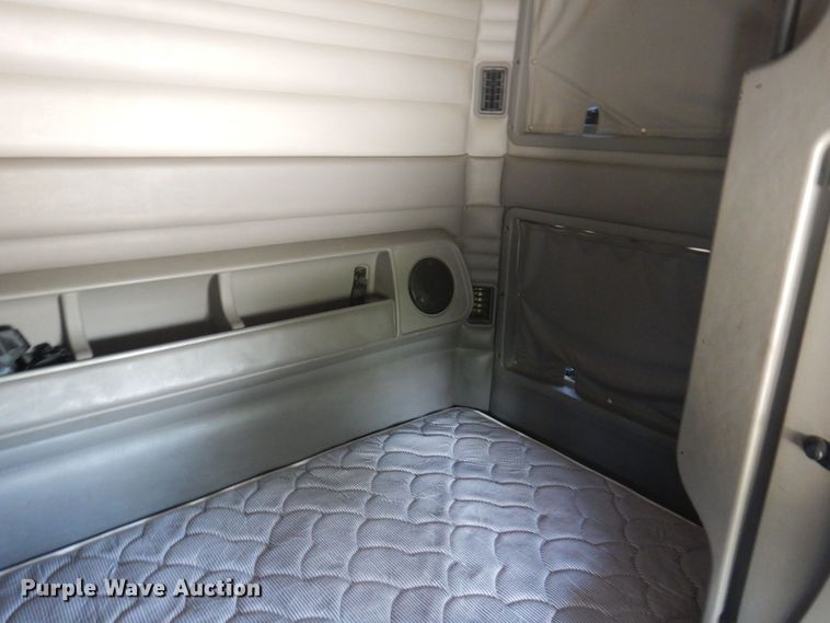 image for item DP5638 2009 Kenworth T2000  semi truck