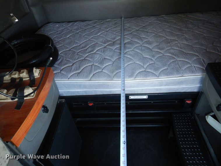 image for item DP5638 2009 Kenworth T2000  semi truck