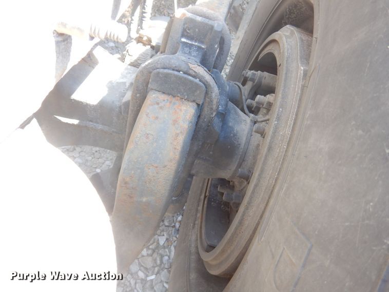 image for item DP5639 2015 Peterbilt 579  semi truck