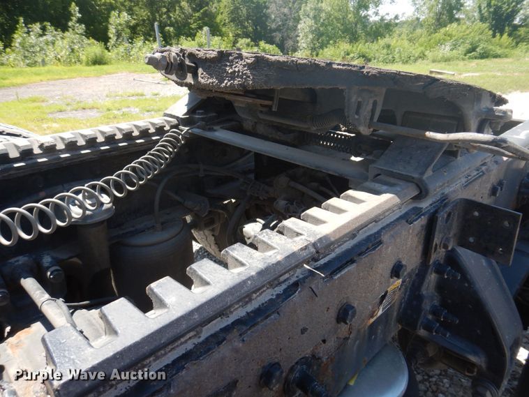 image for item DP5639 2015 Peterbilt 579  semi truck