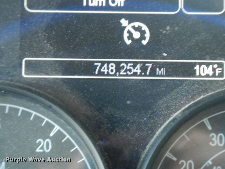 image for item DP5639 2015 Peterbilt 579  semi truck