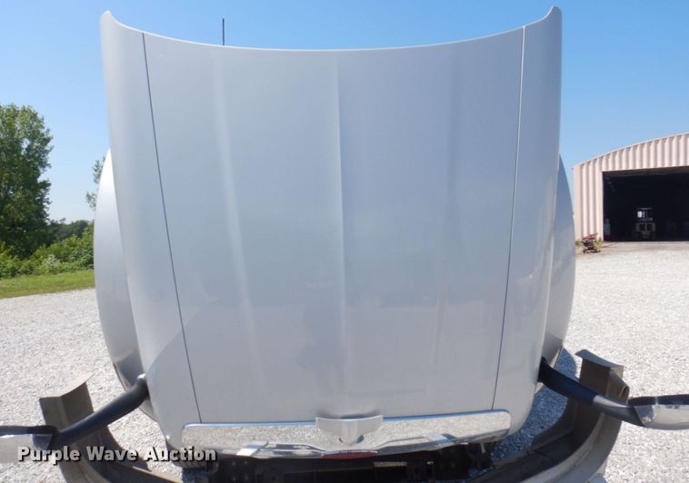 image for item DP5639 2015 Peterbilt 579  semi truck