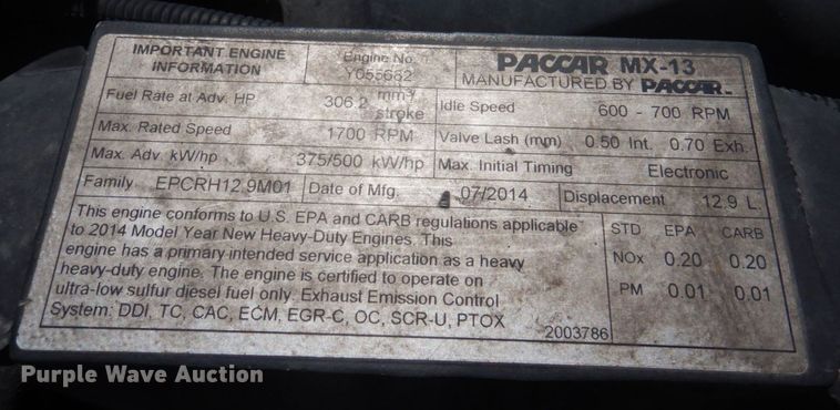 image for item DP5639 2015 Peterbilt 579  semi truck