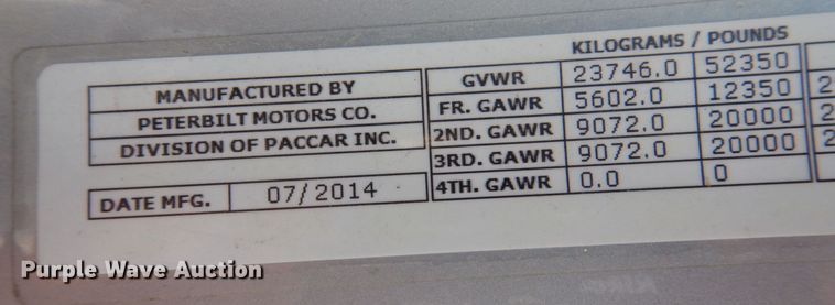 image for item DP5639 2015 Peterbilt 579  semi truck