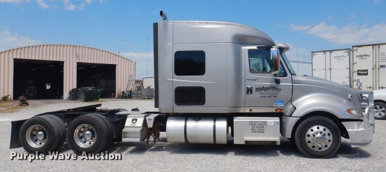 image for item DP5645 2014 International ProStar 122  semi truck