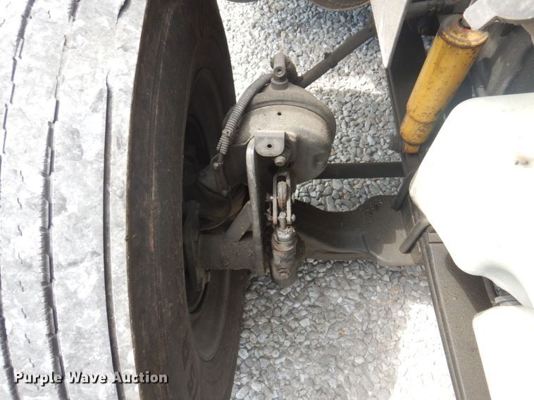 image for item DP5645 2014 International ProStar 122  semi truck