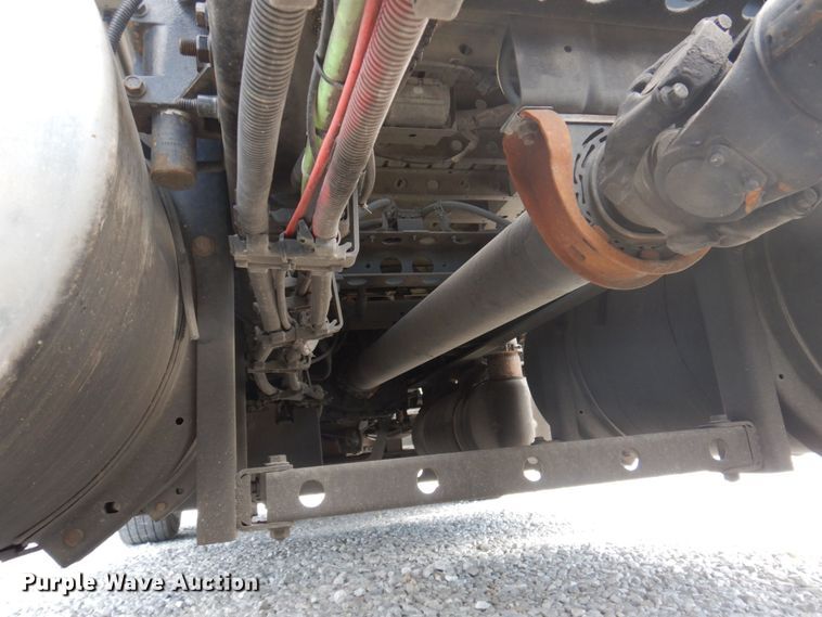 image for item DP5645 2014 International ProStar 122  semi truck