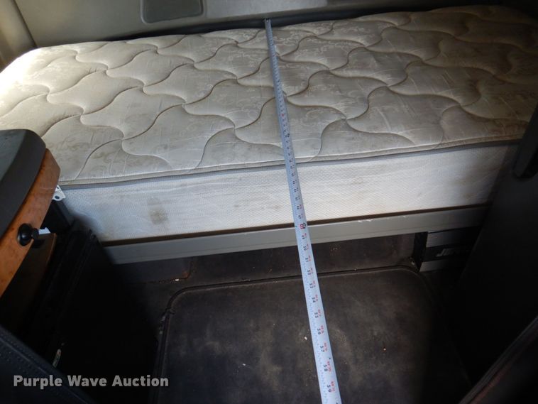 image for item DP5645 2014 International ProStar 122  semi truck