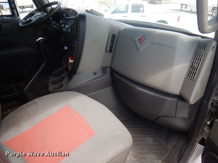 image for item DP5645 2014 International ProStar 122  semi truck