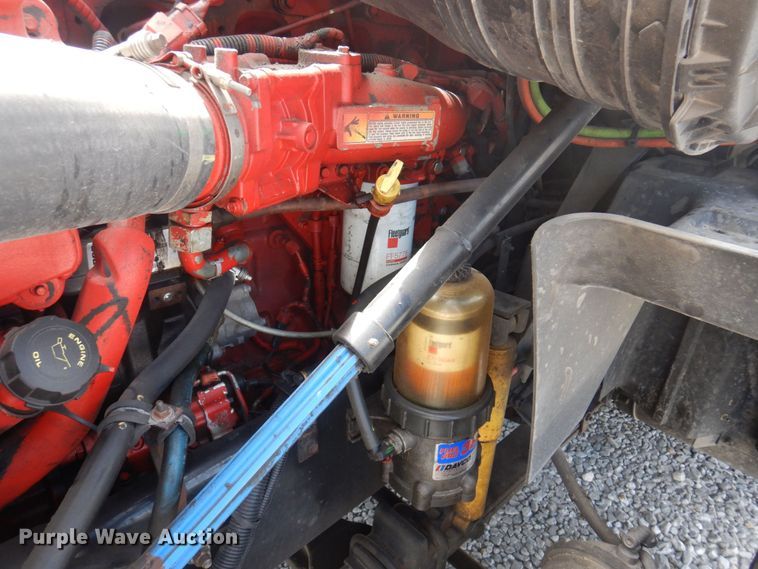 image for item DP5645 2014 International ProStar 122  semi truck