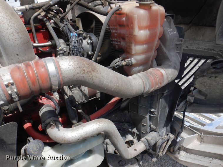 image for item DP5645 2014 International ProStar 122  semi truck