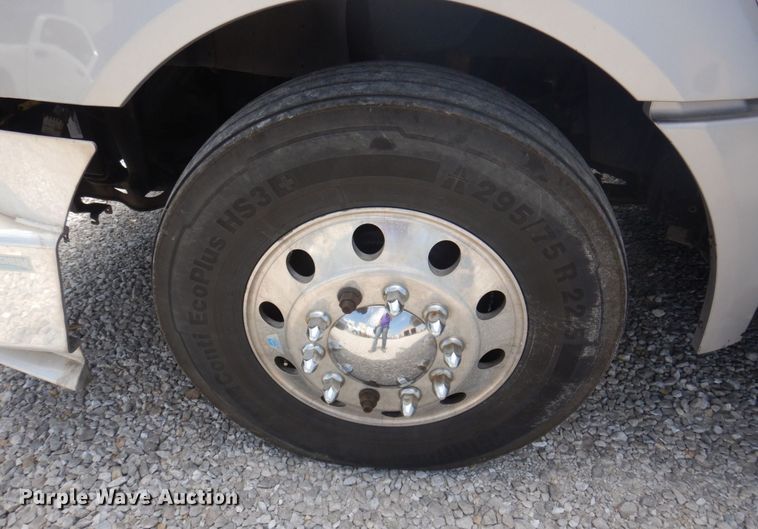 image for item DP5645 2014 International ProStar 122  semi truck