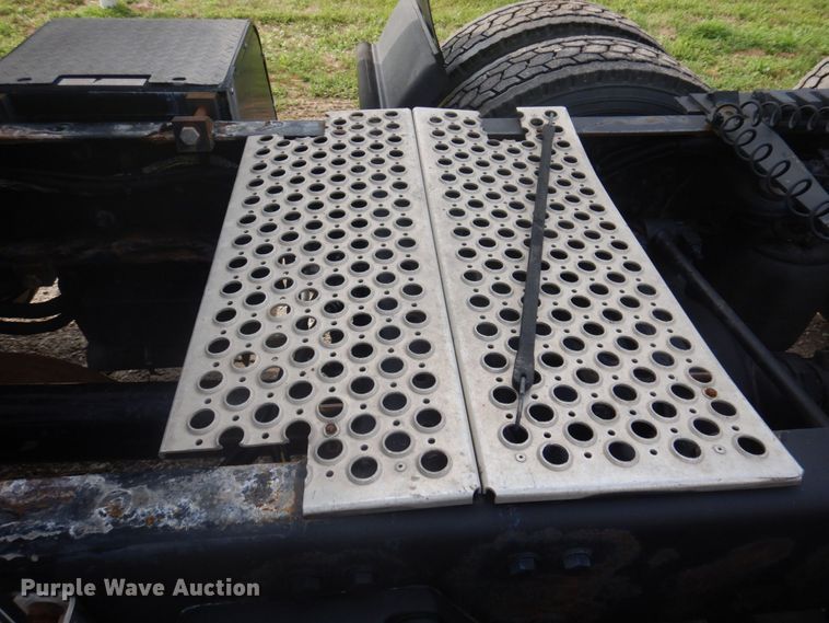 image for item DP5649 2016 Kenworth T680  semi truck