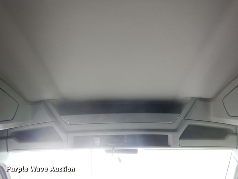 image for item DP5649 2016 Kenworth T680  semi truck