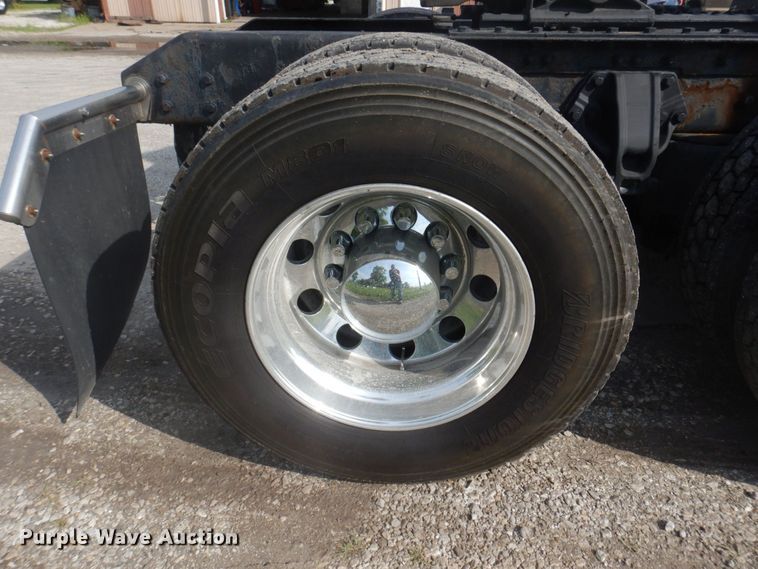 image for item DP5649 2016 Kenworth T680  semi truck