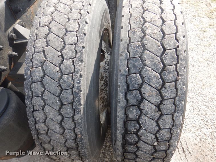 image for item DP5649 2016 Kenworth T680  semi truck