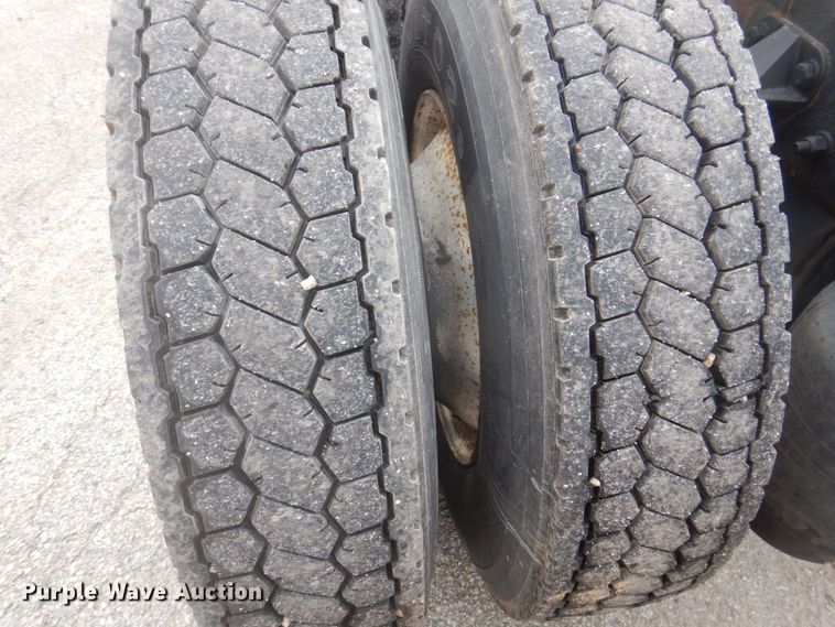 image for item DP5649 2016 Kenworth T680  semi truck