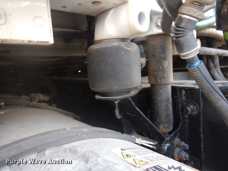 image for item DP5650 2016 Kenworth T680  semi truck