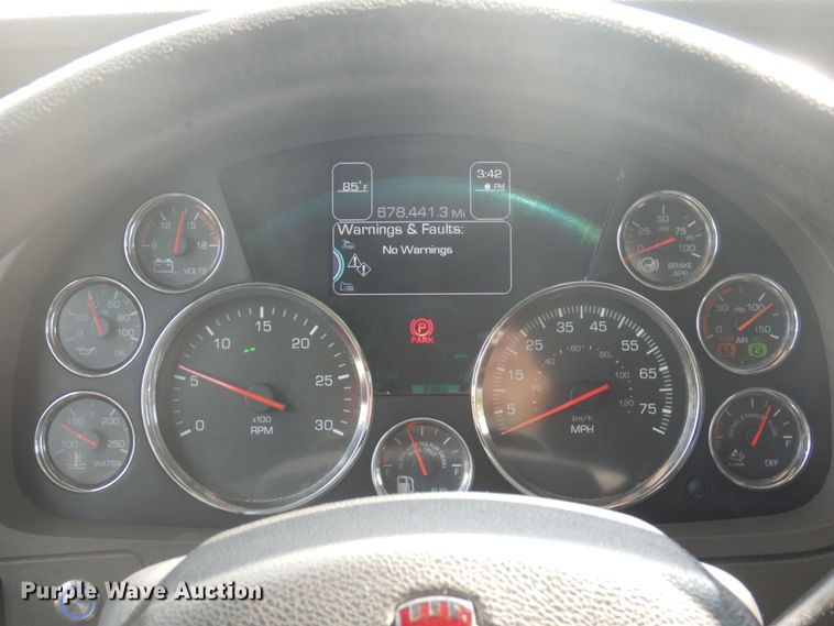 image for item DP5650 2016 Kenworth T680  semi truck