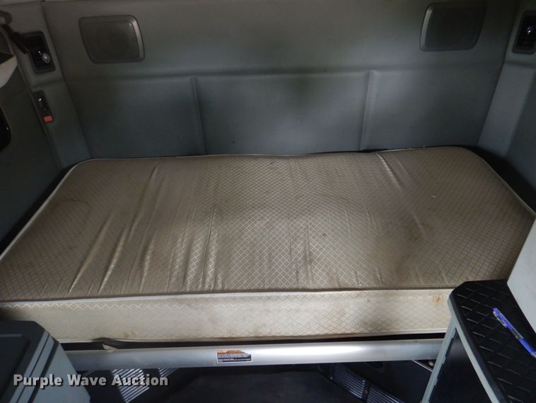 image for item DP5650 2016 Kenworth T680  semi truck