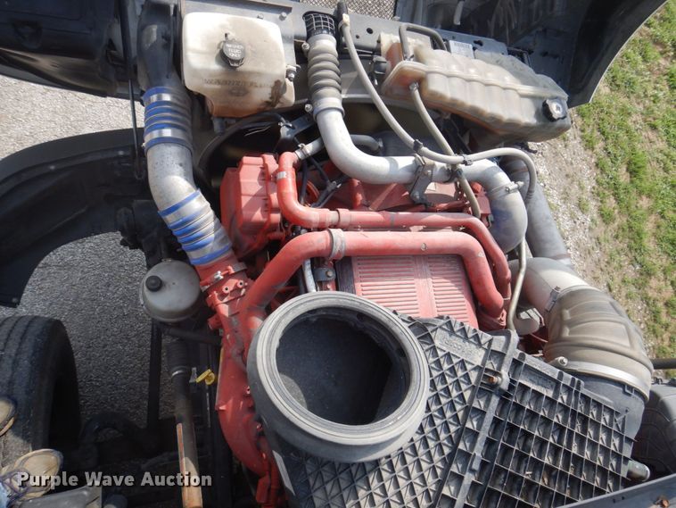 image for item DP5650 2016 Kenworth T680  semi truck