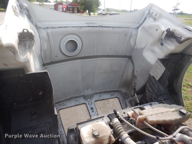 image for item DP5650 2016 Kenworth T680  semi truck