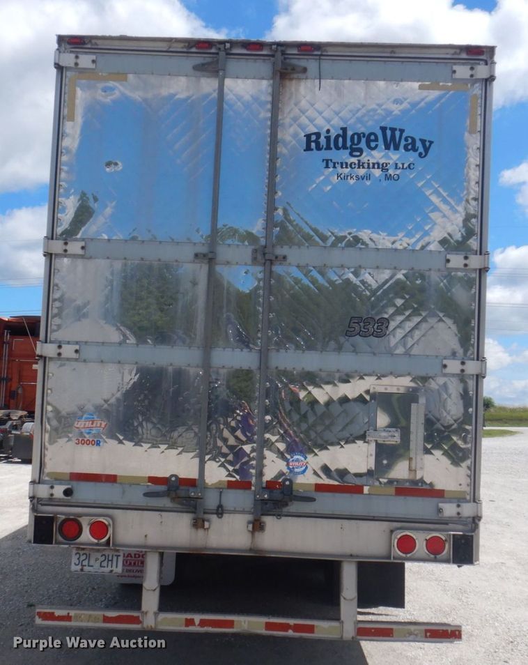 image for item DP5661 2005 Utility Trailer  refrigerated van trailer