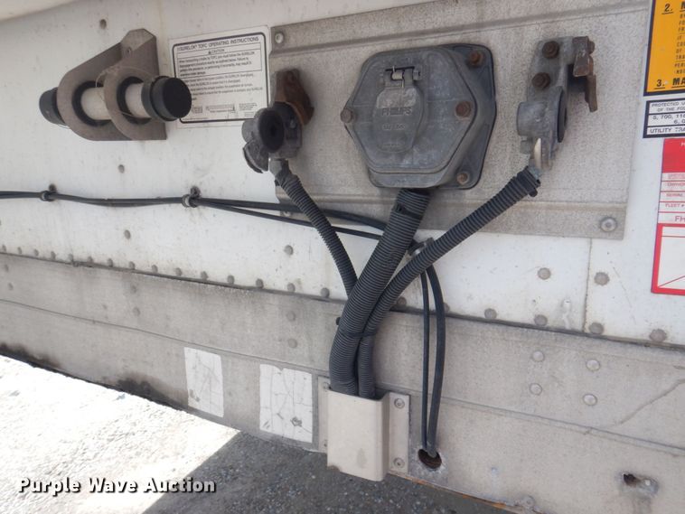 image for item DP5661 2005 Utility Trailer  refrigerated van trailer