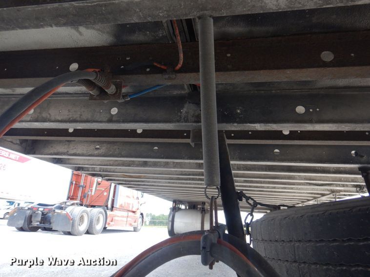 image for item DP5661 2005 Utility Trailer  refrigerated van trailer