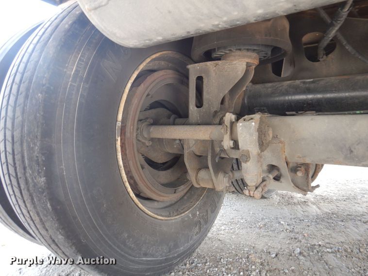 image for item DP5661 2005 Utility Trailer  refrigerated van trailer