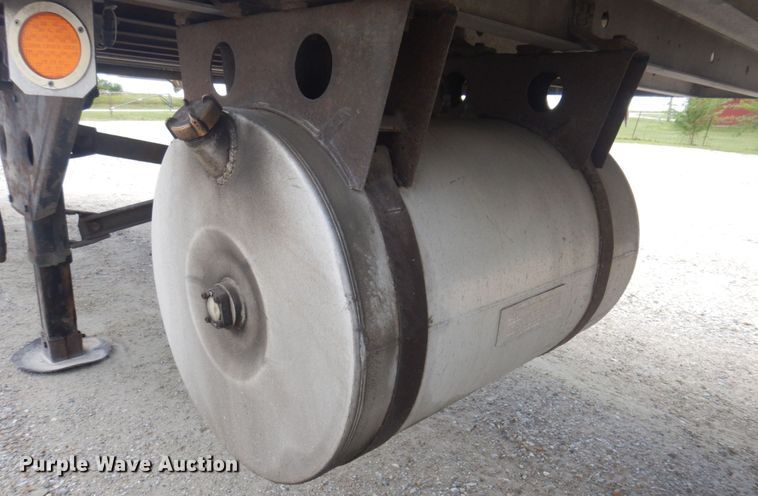 image for item DP5661 2005 Utility Trailer  refrigerated van trailer