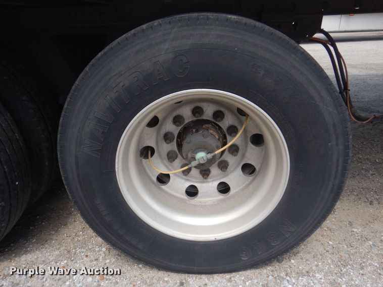 image for item DP5661 2005 Utility Trailer  refrigerated van trailer