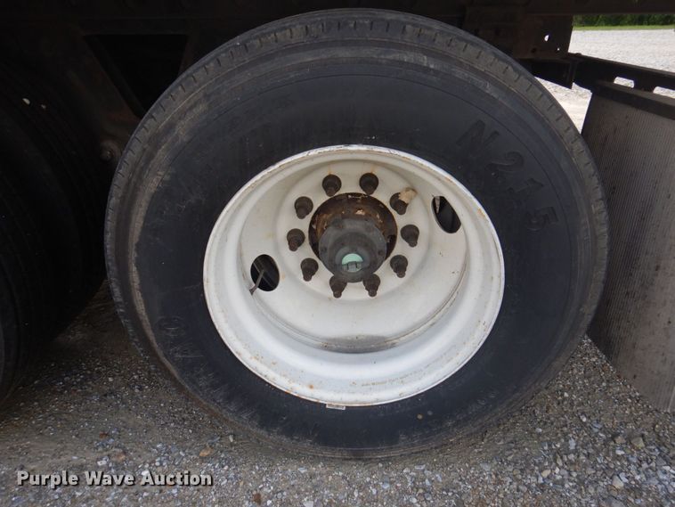 image for item DP5661 2005 Utility Trailer  refrigerated van trailer