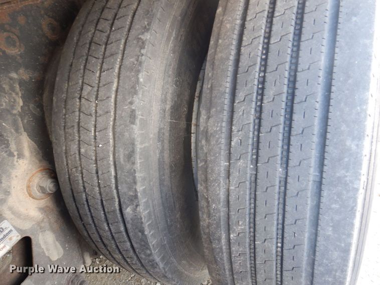 image for item DP5661 2005 Utility Trailer  refrigerated van trailer