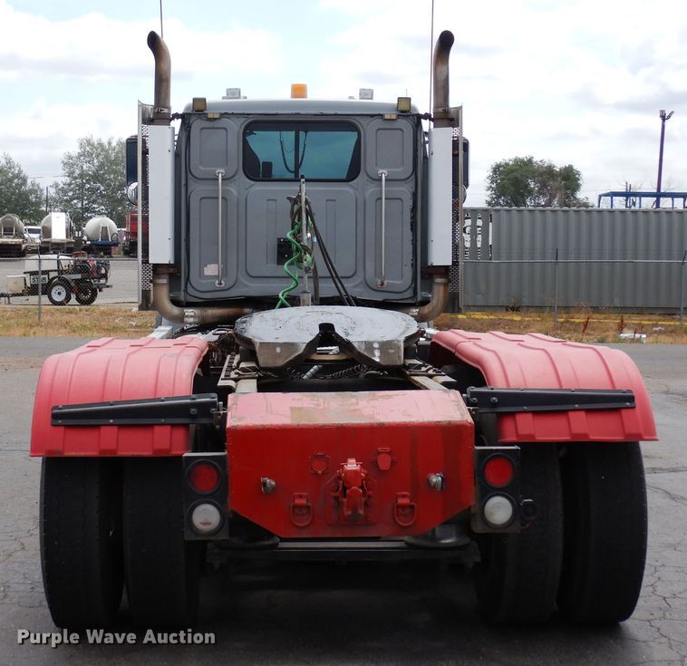 image for item DR1267 2012 Western Star W4900SF  semi truck