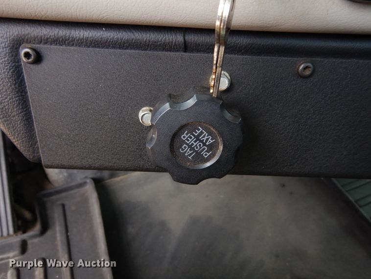 image for item DR1267 2012 Western Star W4900SF  semi truck