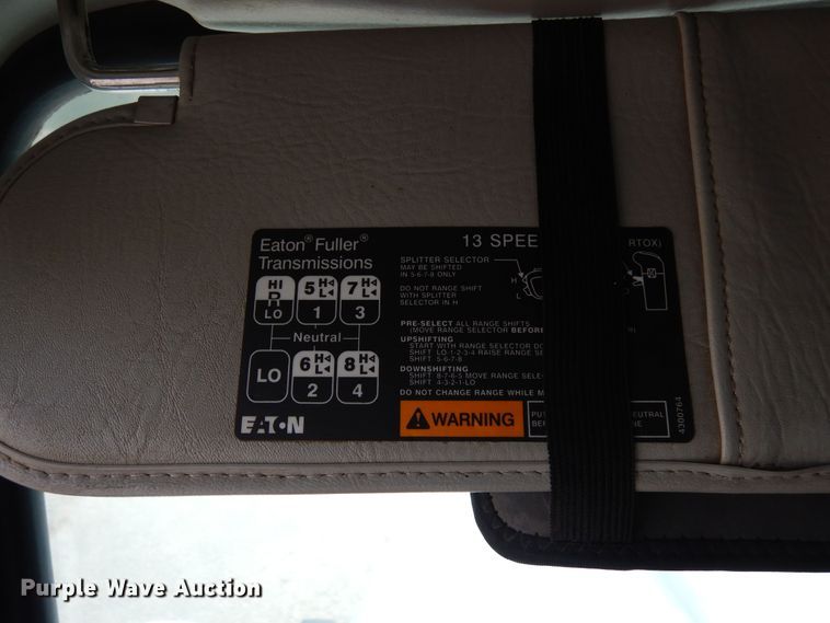 image for item DR1267 2012 Western Star W4900SF  semi truck