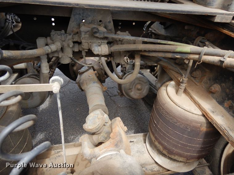 image for item DR1267 2012 Western Star W4900SF  semi truck